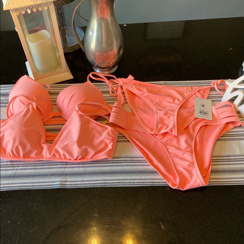 Body glove 4pc set BNWT